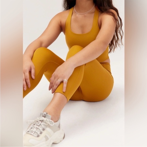 Girlfriend Collective Compressive High Rise Full Length Legging in Saddle - Picture 4 of 11